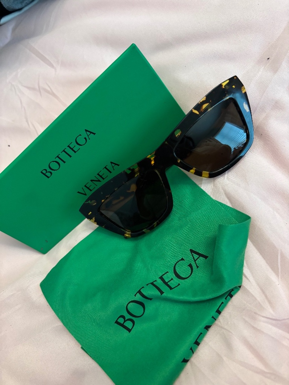 Bottega veneta sunglasses